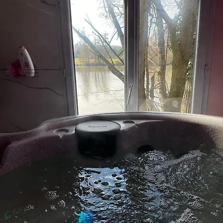 Campsite 2 En Bordure De Acces Jacuzzi Beaupouyet
